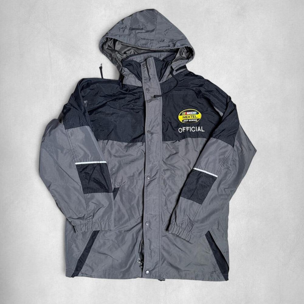 Medium | VINTAGE NASCAR OFFICIAL NEXTEL CUP SERIES STAFF JACKET